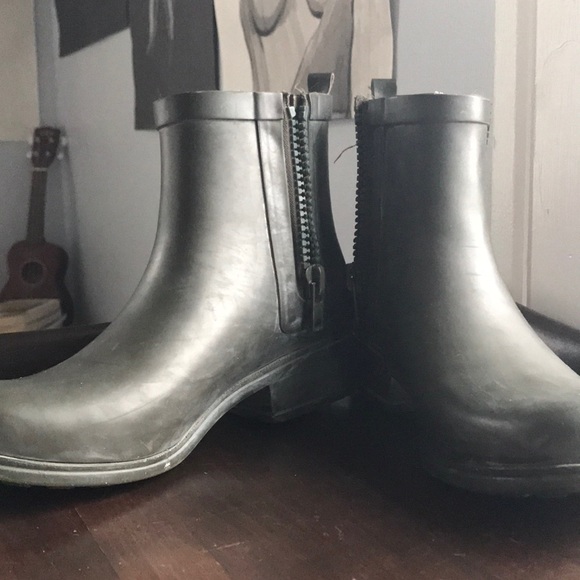 lucky brand basel rain boot size 9